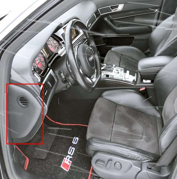Location of the fuse box in the passenger compartment on the driver